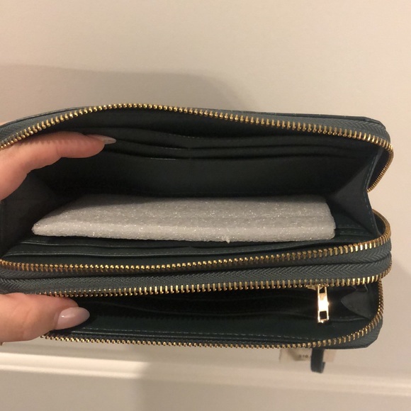 Brand new wallet - Picture 4 of 4